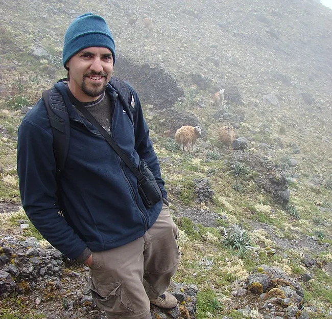 Nathan Muchhala is a postdoctoral scholar in the Department of Biological Sciences, University of Nebraska, Lincoln