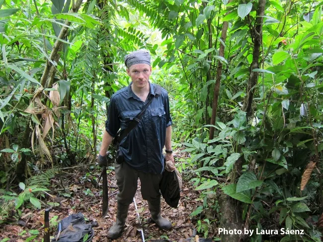 Michael Branstetter at Reserva Nacional Kahka Creek, Nicaragua. He is in the process of doing a transect of mini Winkler samples. (Photo by Laura Sáenz)