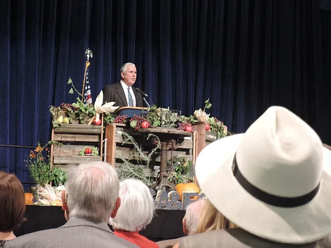 Entomologist Jeff Smith, recipient of a Friend of the College Award of Distinction, addresses the crowd. (Photo by Kathy Keatley Garvey)