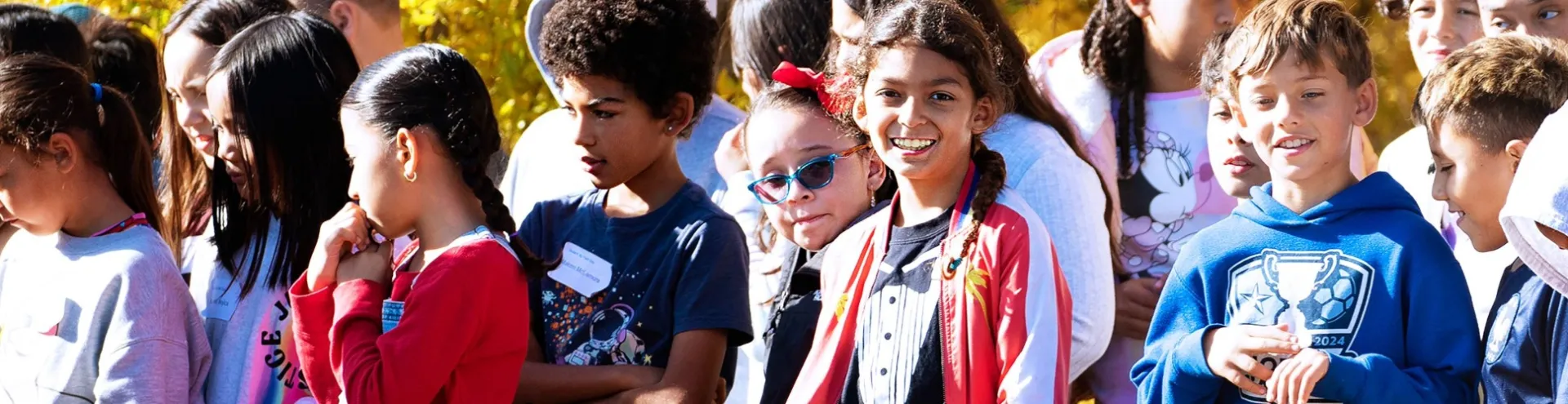 Children on a farm and garden field trip