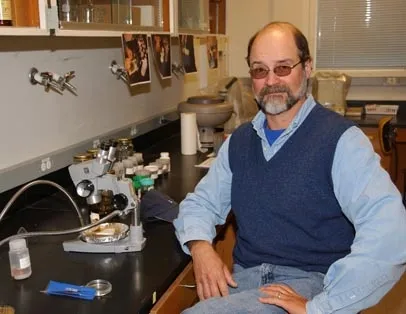 Bee breeder-geneticist Michael 