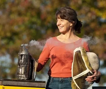 Marla Spivak (Photo by Dan Marshall)