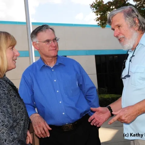 Newly elected president Robert Dowell (right) talks with UC Davis Extension apiculturist Eric Mussen and UC Davis mosquito researcher Debbie Dritz. (Photo by Kathy Keatley Garvey)
