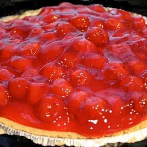 adapted from http://dallasduobakes.com/2012/01/cherry-cheesecake-pie.html