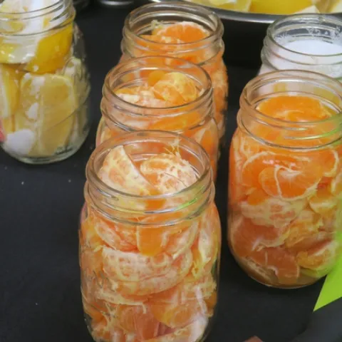Pickled mandarins - the finished product.