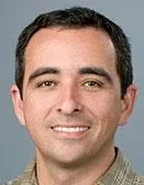 Veterinarian Alonso Guides