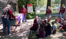 UC Master Gardeners of El Dorado County participating in the Farm Day outreach event teaching 3rd graders about soil and composting