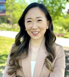 Lisa headshot outdoors