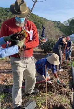 Bare Root planting volunteers Kozlowski 2022.01